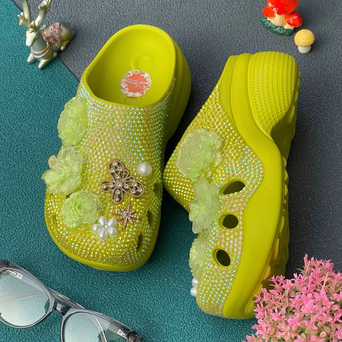 [CUSTOM DESIGN] Simple Bauhinia Flower Patterned Clogs
